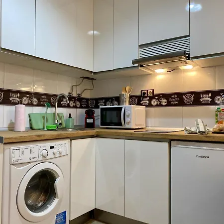 Apartamento Estudio Rita Luna - A/a, Ideal Para Dos Personas, Encanto Y Situación Madrid