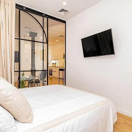 Appartement Unbeatable Views Of Puerta Del Sol By Batuecas *
