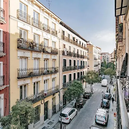 Esplendido Y Radiante Apto En Malasana By Batuecas Apartment