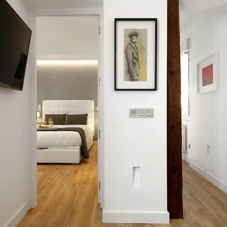 Plaza Del ángel By Madflats Collection *