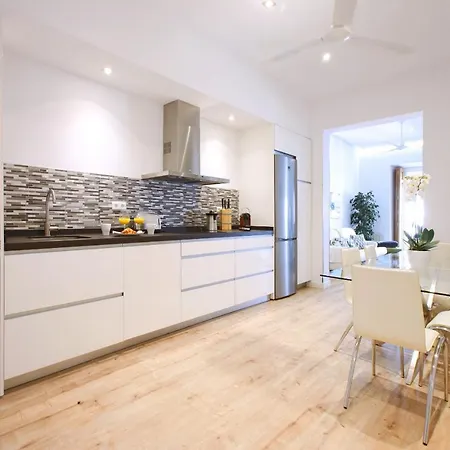 Apartment Reina Sofia Boutique I Madrid