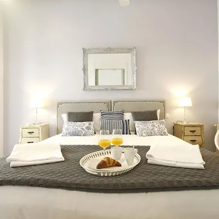 Apartment Reina Sofia Boutique I