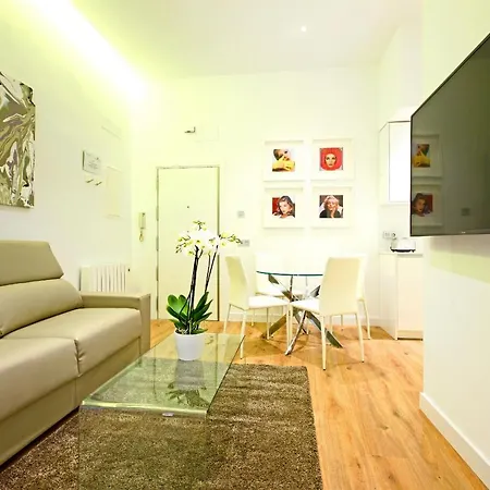 Prado - Madflats Collection * Madrid