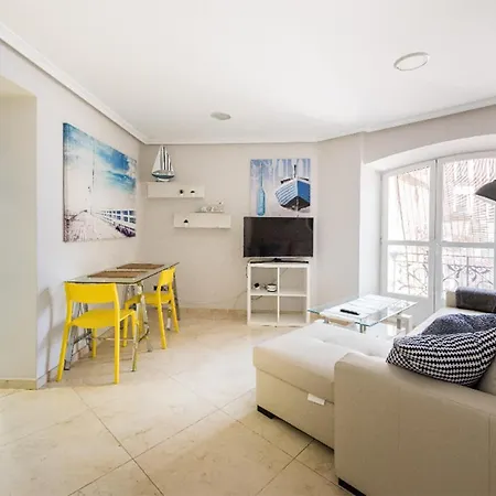 Boutique In The Heart Of Apartment *
