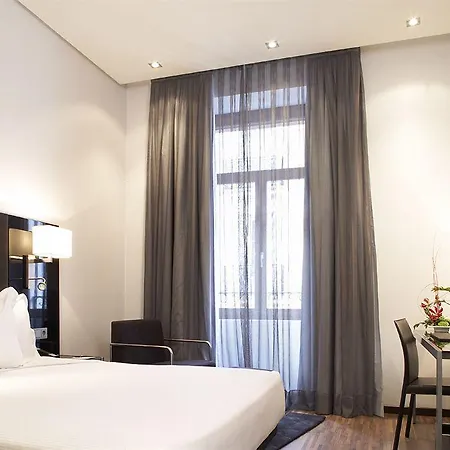 Hotel Ac Recoletos By Marriott 4*