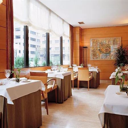 Hotel Nh Prisma 4*