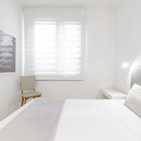 Charming Prado Luxury Apartment Madrid