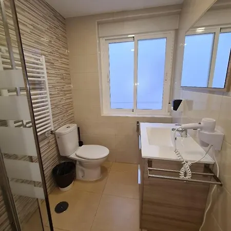 M-a Star Hostel *