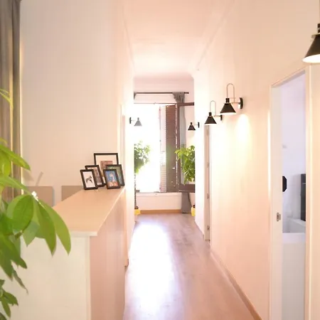Lux Penthouse Gran Via Guest house Madrid