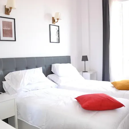 Lux Penthouse Gran Via Guest house