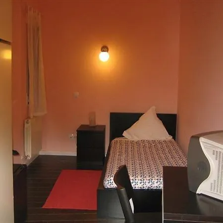 Guest house Goyal Pizarro Madrid