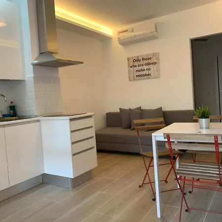 Moncloa-arguelles Nuevos Pisos Apartamento