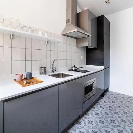 Lejlighedshotel Smartr Atocha Reina Sofia *