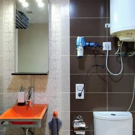 Apartment Loft Lα αղեiցմα Cαrթiղեҽríα ժҽ ѵҽղեαs Wifi & Metro Madrid