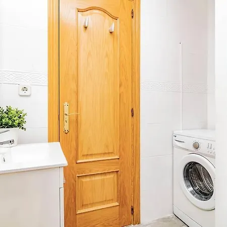 Apartment Encantador En Chueca Junto A Gran Via, Infantas 1-1 By Batuecas Madrid