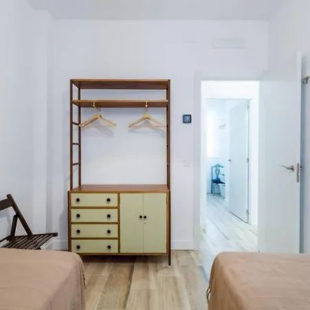 Magico Apartamento 2 Calle Linneo By Batuecas Madrid