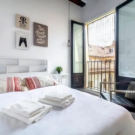 Apartment En Las Nubes De Atico En Calle Fuencarral Fnc22a1
