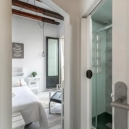 Apartment En Las Nubes De Atico En Calle Fuencarral Fnc22a1 Madrid
