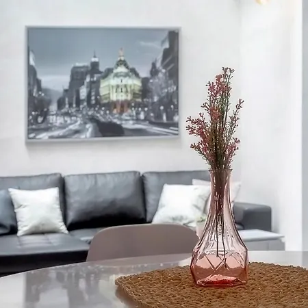 Apartment En Las Nubes De Atico En Calle Fuencarral Fnc22a1 *