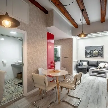 En Las Nubes De Atico En Calle Fuencarral Fnc22a1 Apartment Madrid