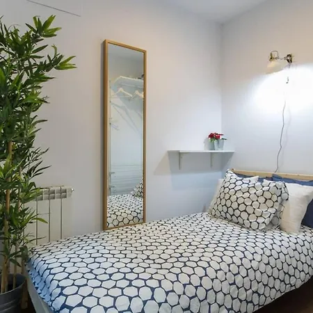 Apartamento Moderno En Malasaña Centro. Svfd By Batuecas