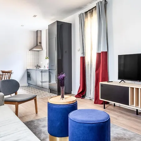 Smartr Atocha Reina Sofia Lejlighedshotel Madrid