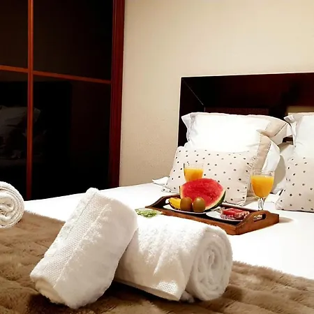 Residencial En Alquiler De Corta No Turistico *