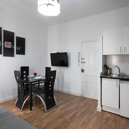 Apartamento Day Madrid Gran Via Centro Sol Malasana *