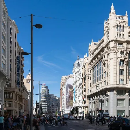 Charming Gran Via Center Apartment Madrid