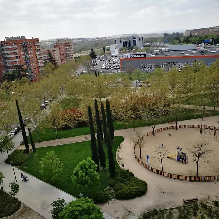 Torr Zona Caja Magica, Hospital 12 De Octubre - Con Garaje Gratis דירה מדריד