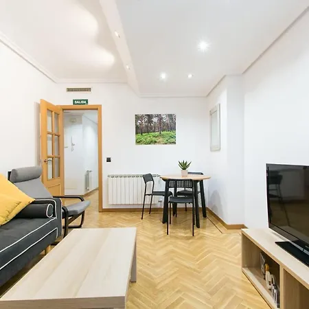 Ifema Deluxe - Aeropuerto Ii Apartment *