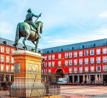 Adosado Cerca Plaza Castilla - Cuzco