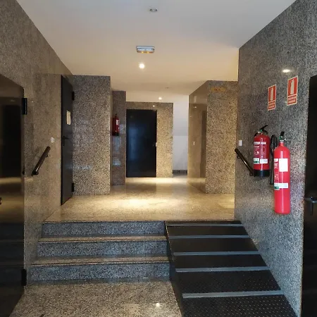 Ifema Deluxe - Aeropuerto Ii *