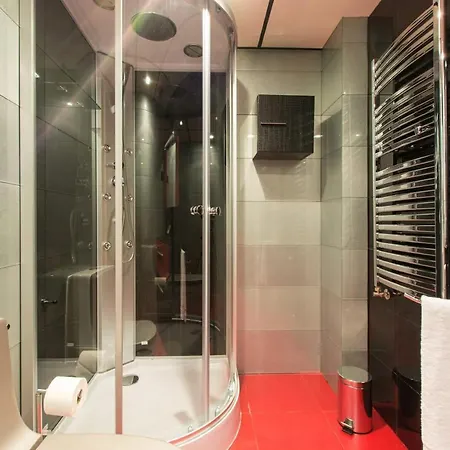 Ifema Deluxe - Aeropuerto Ii Apartment