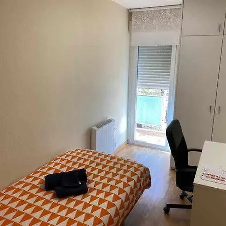 Bed & Breakfast Residencia 12 Octubre