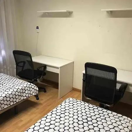 Residencia 12 Octubre Bed and breakfast