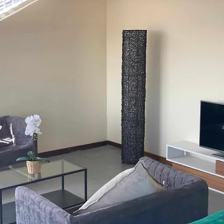 Residencia 12 Octubre Bed and breakfast *