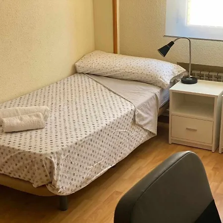 Bed & Breakfast Residencia 12 Octubre *