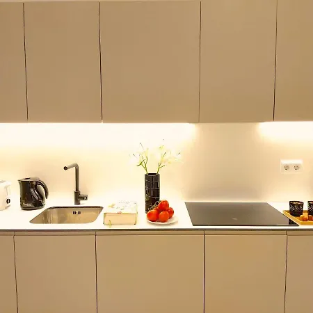 Nuevo Y Reformado Al Lado De La Gran Via Madrilena Madrid