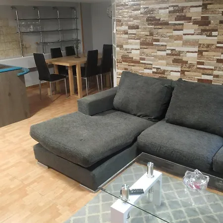 Deluxe Barajas Apartment *