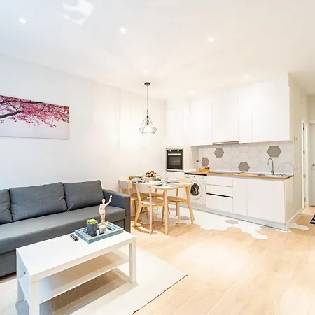 Apartment Edsam White Madrid