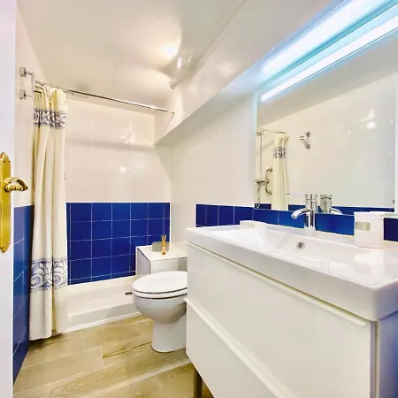 Paseo Del Olmo Apartment *