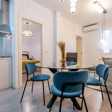 Apartamento Atocha Vi - Elegancia Urbana En Ubicacion Privilegiada *