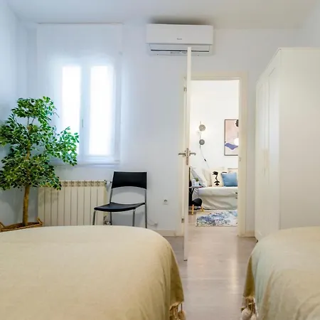 Atocha Vi - Elegancia Urbana En Ubicacion Privilegiada Apartamento Madrid
