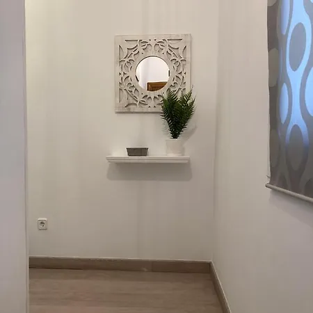 Centrico, Gran Via Sol Plaza Mayor * 마드리드