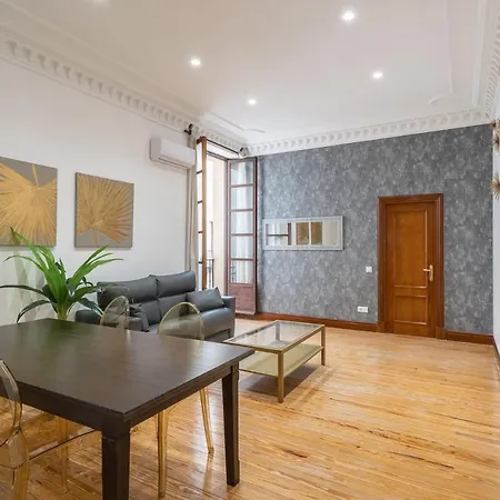 Lofts Puerta Del Sol Apartment