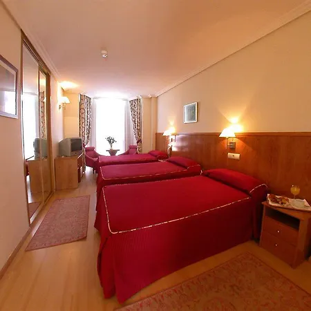 Hotel Ah Liceo - Arturo Soria Centro 4*