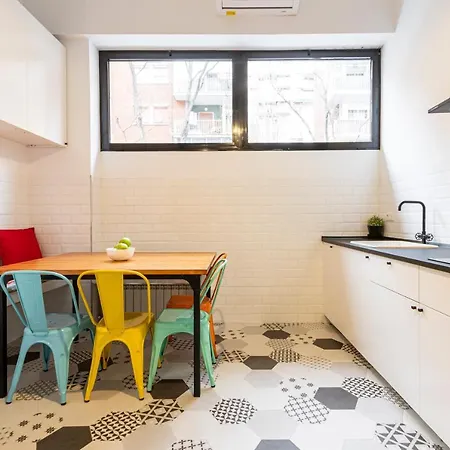 Ever House - Alcala Loft Apartment