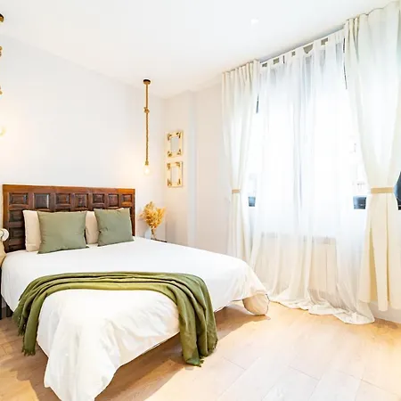 Apartment Edsam White Madrid