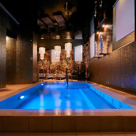 Hotel Radisson Blu Hotel, Prado 4*